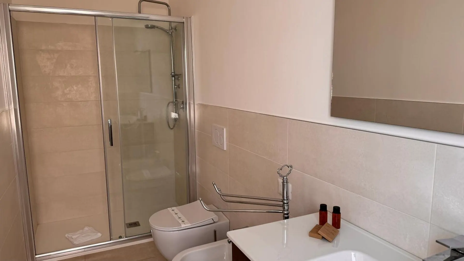 Estelle Bari Guest house